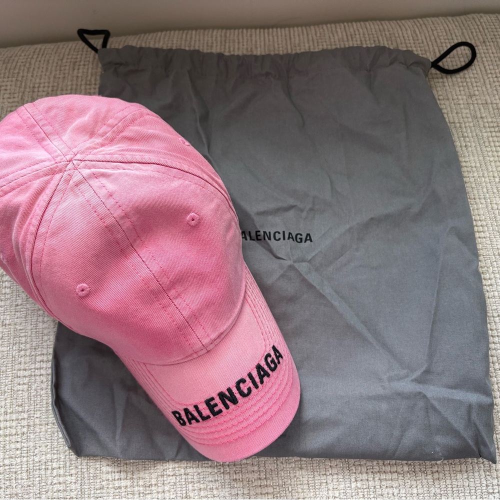 Balenciaga Baseball Cap in Pink